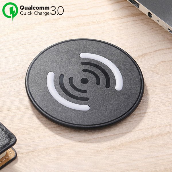 Wholesale Quick Charge Ultra-Slim Wireless Charger for Qi Compatible Device (Black)